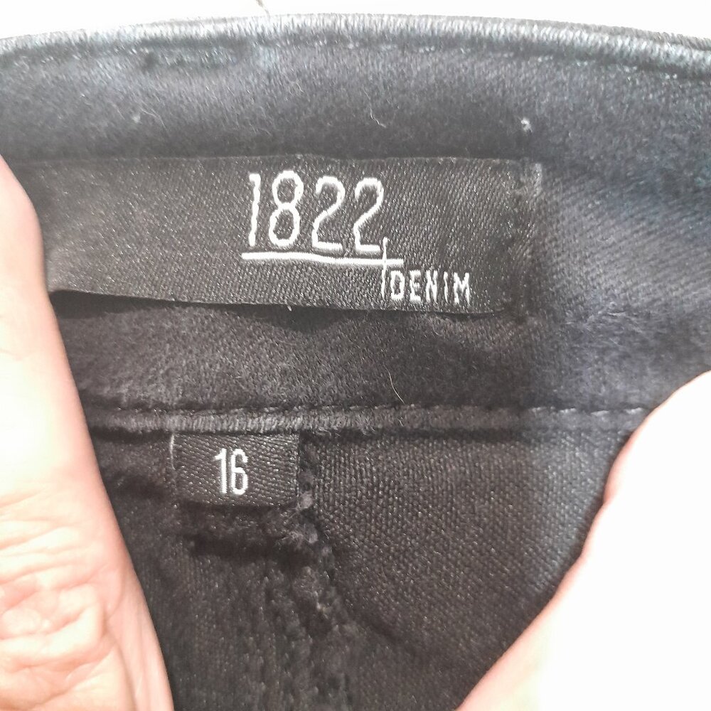 1822 DENIM Black Shorts Plus Size 16 - Picture 3 of 9